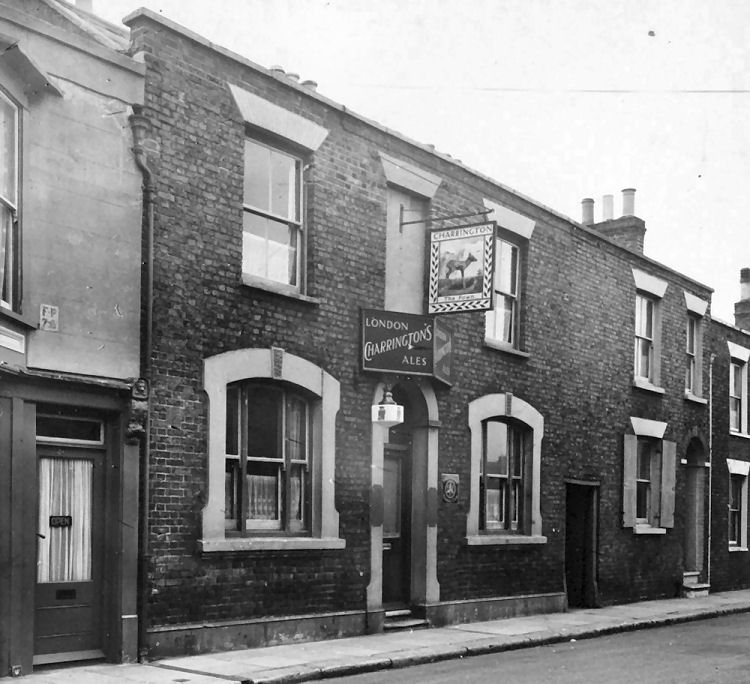 The Fawn, 33 College Road
